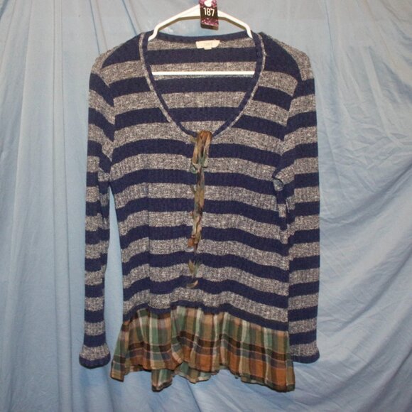 Oddy sz L layered look sweater top - Picture 4 of 4